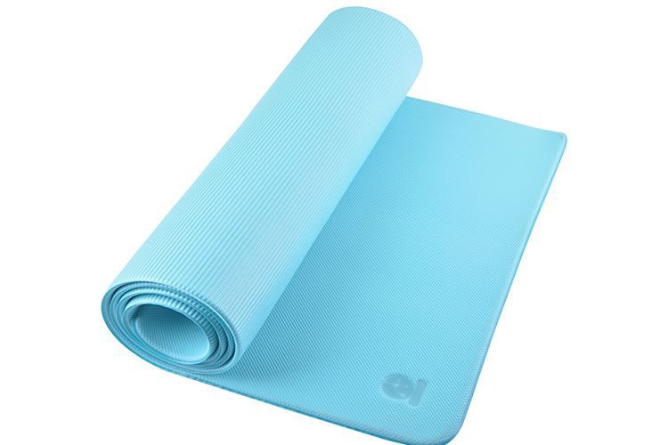 Steps to clean a yoga mat